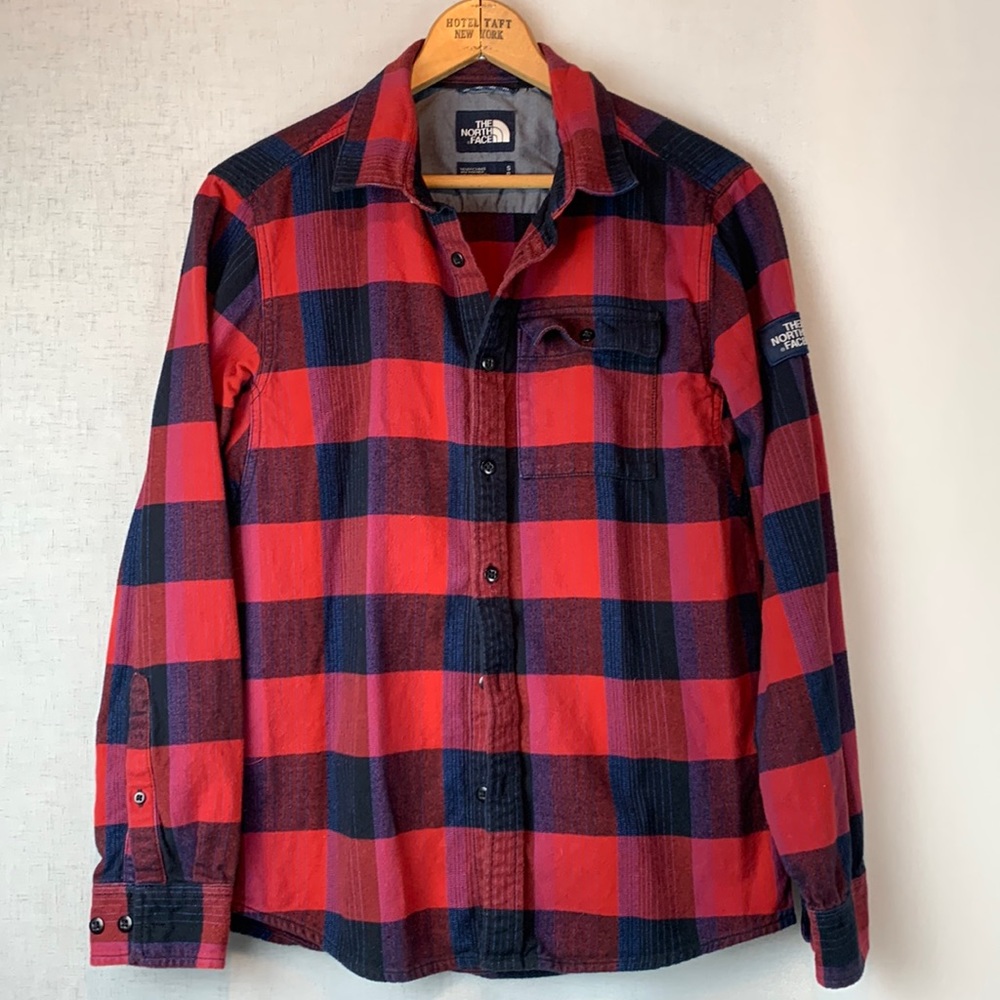 The North Face Mens Small Flannel Button Down red/blue
